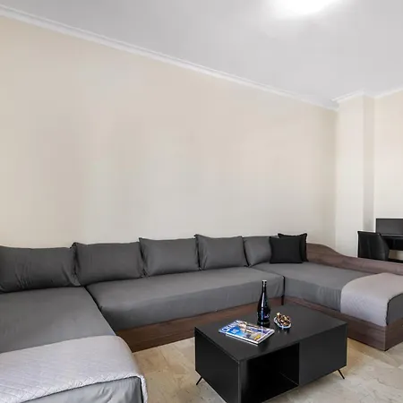 Uplevel Apartment, & Sea View Next To Old Port * Chania (Crete)